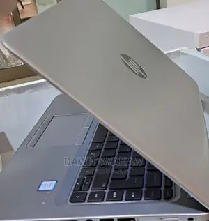 New Laptop 8GB Intel Core I5 SSD 512GB