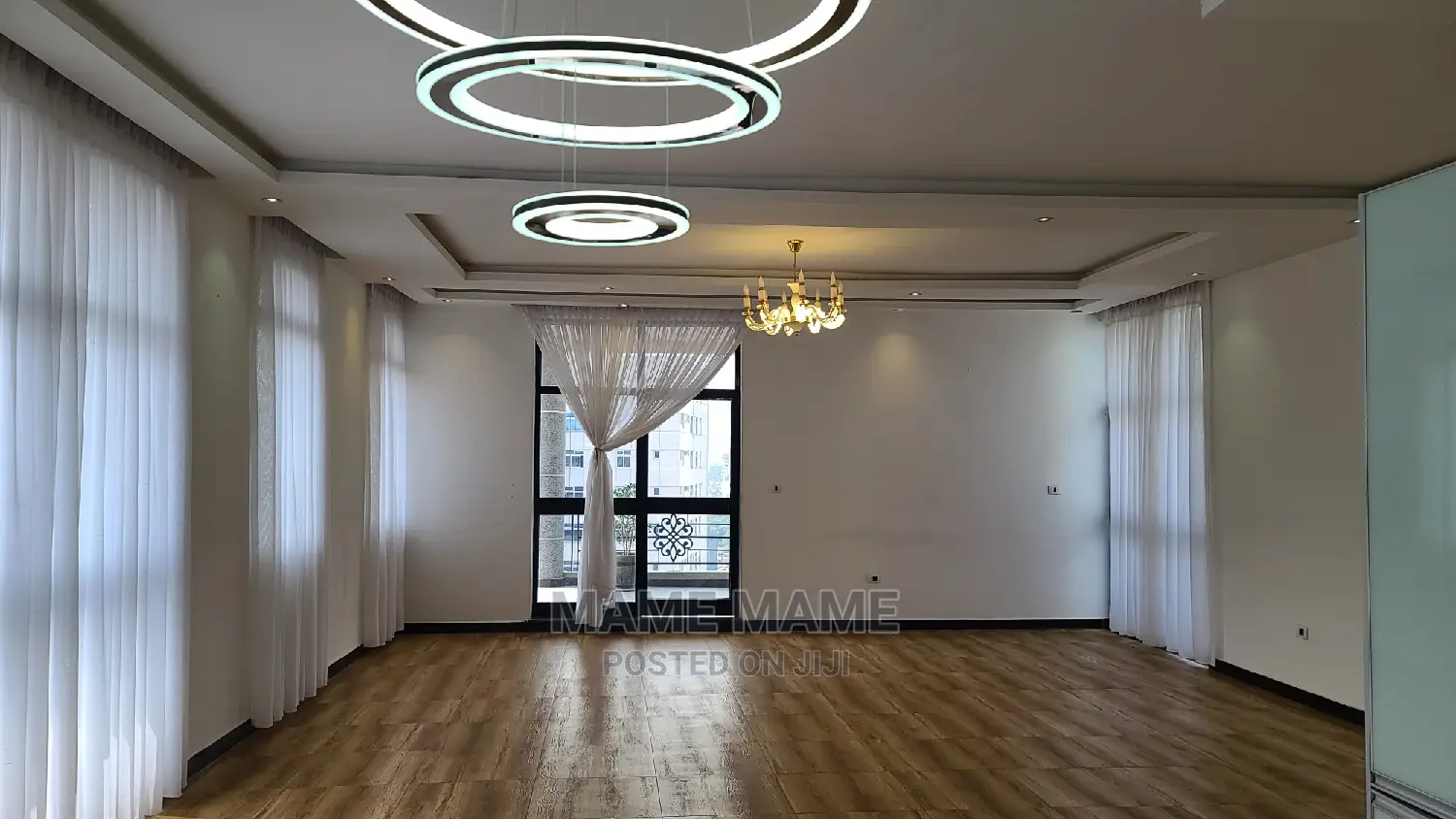 4bdrm Penthouse in Addis Abeba, Bole for rent