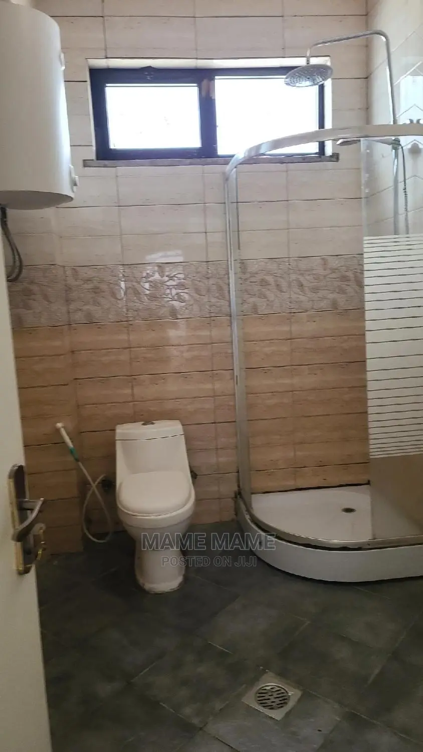 4bdrm Penthouse in Addis Abeba, Bole for rent