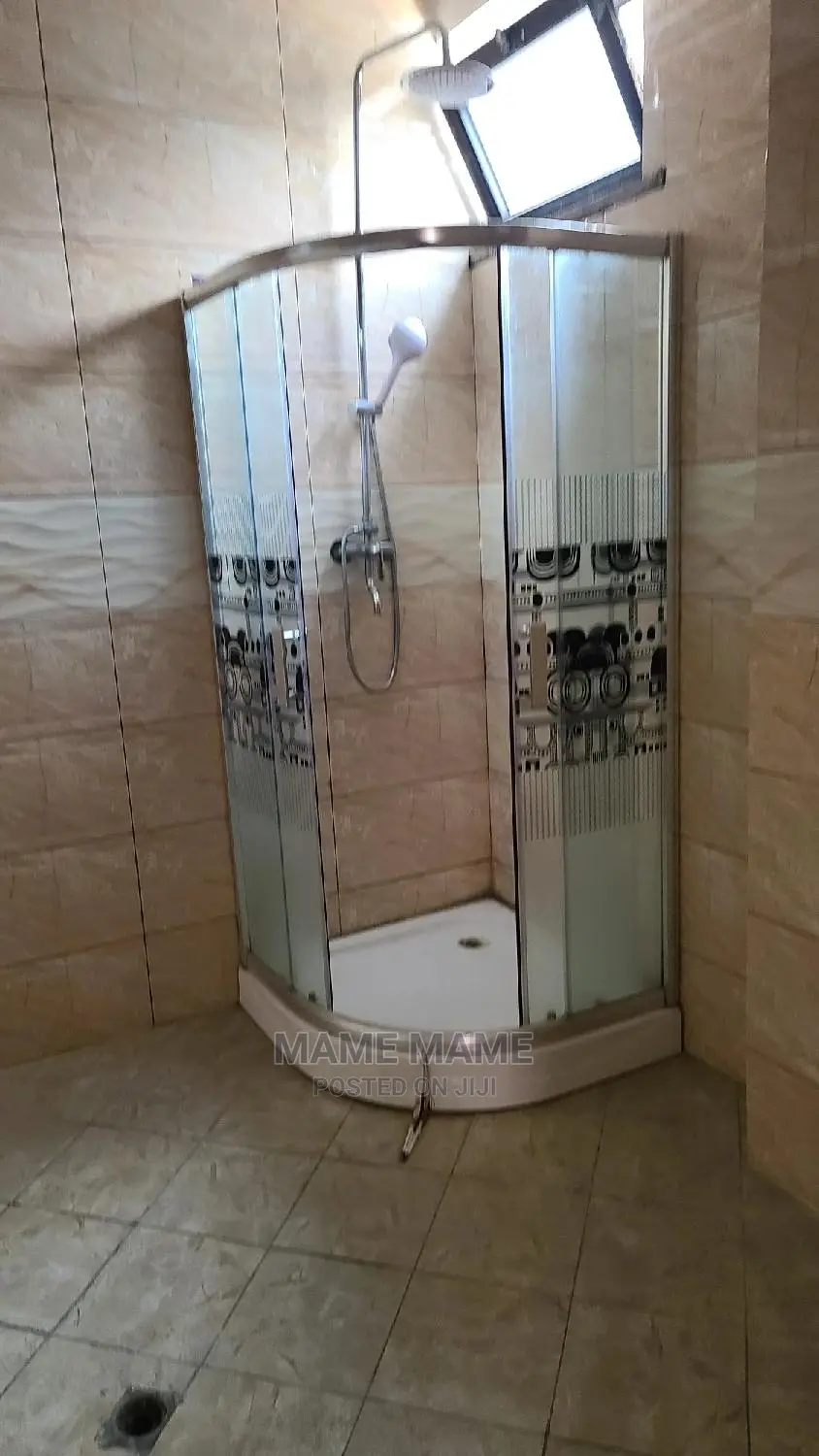 4bdrm Penthouse in Addis Abeba, Bole for rent