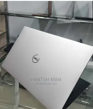 New Laptop Dell XPS 15 8GB Intel Core I5 SSD 512GB