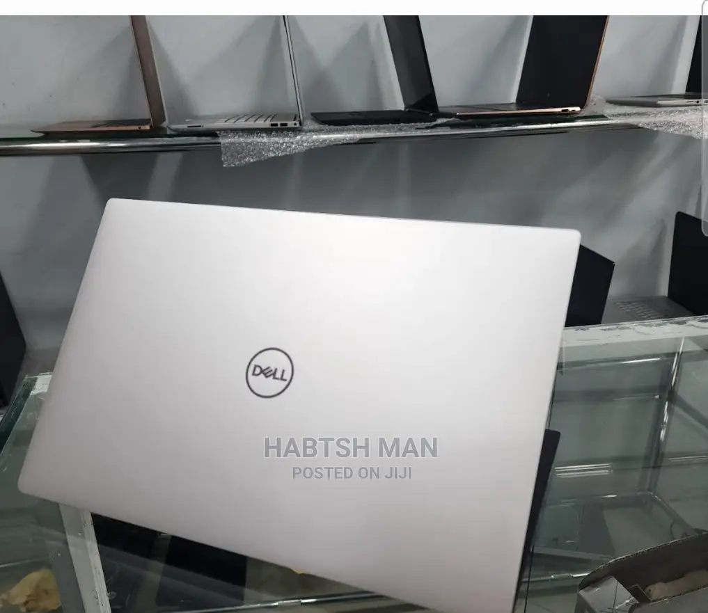 New Laptop Dell XPS 15 8GB Intel Core I5 SSD 512GB