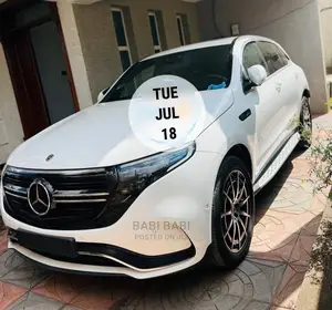 New Mercedes-Benz E400 2023 White