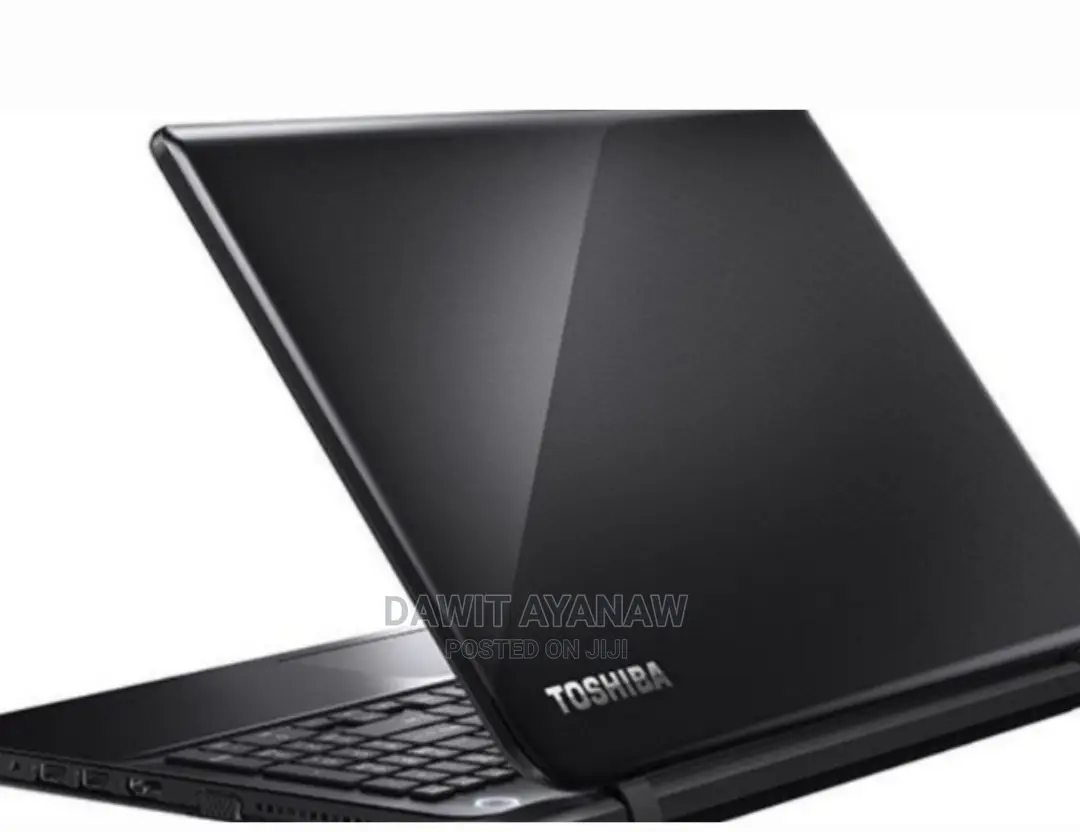 New Laptop Toshiba Satellite C55 8GB Intel Core i7 SSD 256GB