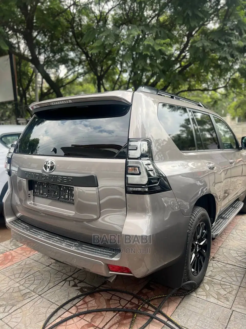 New Toyota Land Cruiser 2023 Gold