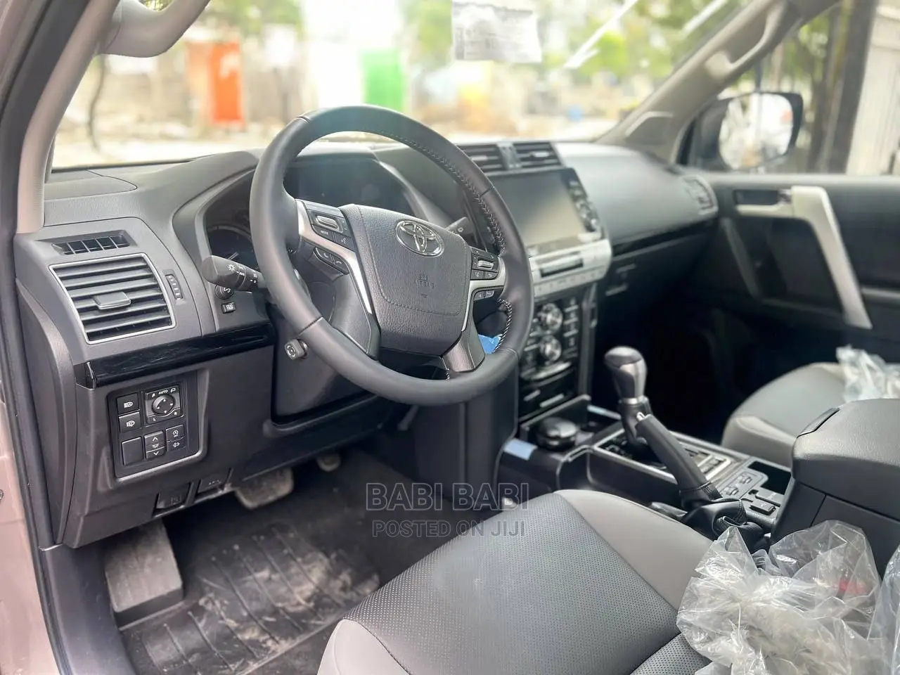 New Toyota Land Cruiser 2023 Gold