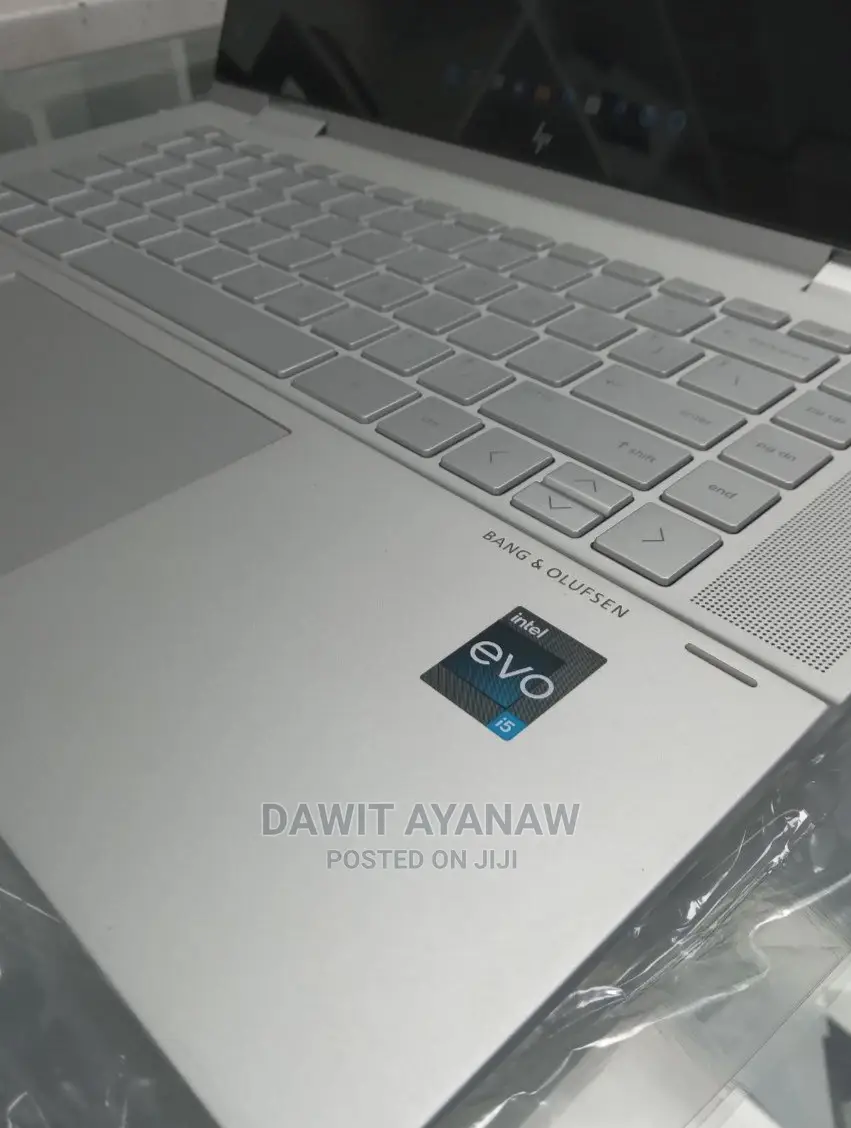 New Laptop HP Envy X360 16GB Intel Core I5 SSD 512GB