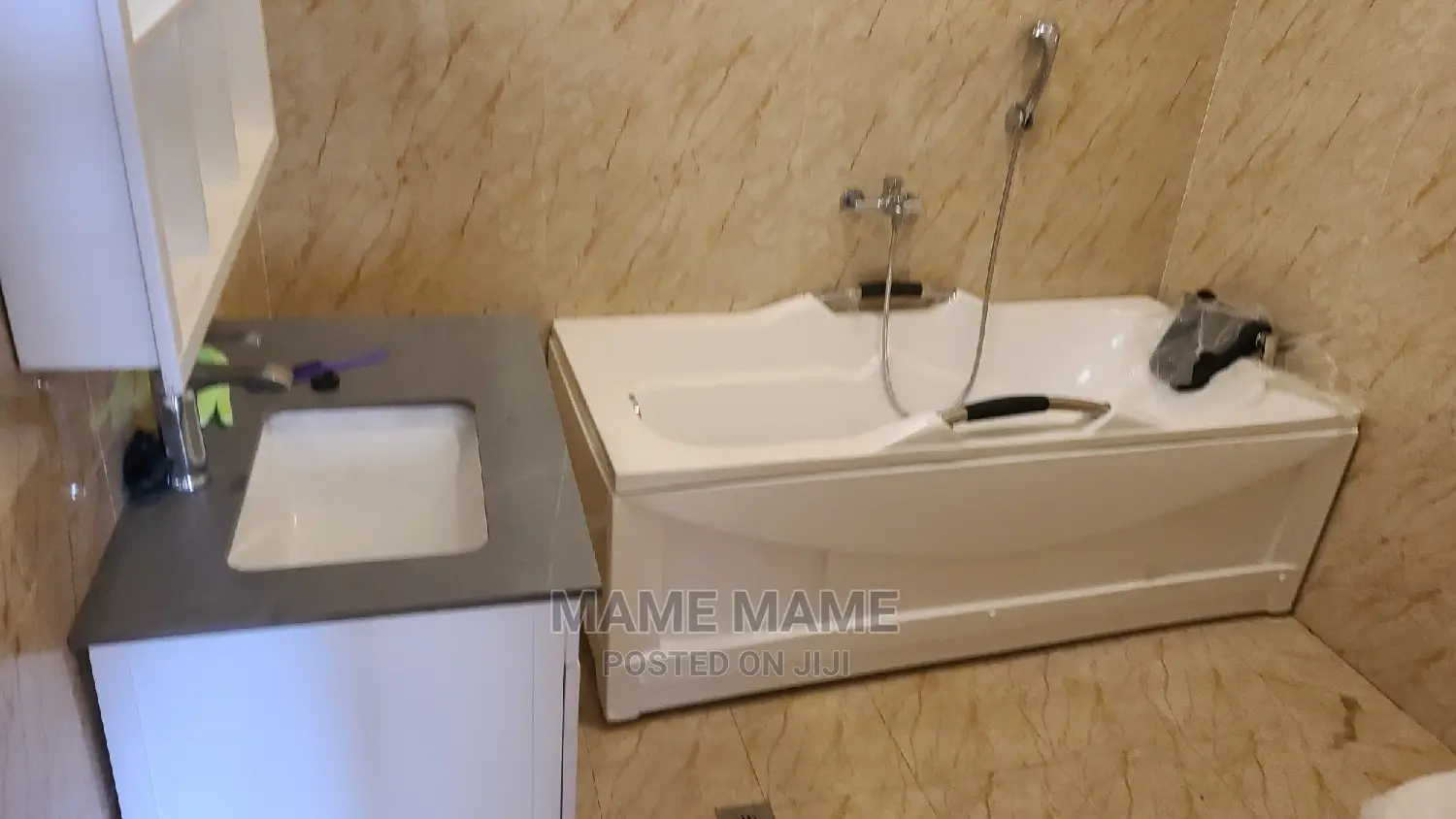 3bdrm Villa in Addis Abeba, Bole for sale