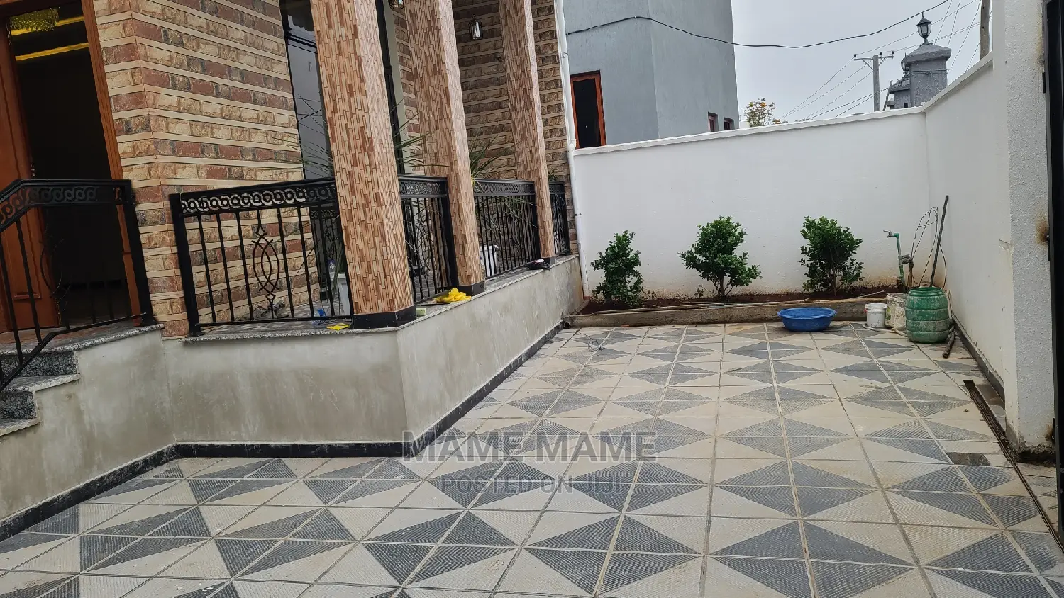 3bdrm Villa in Addis Abeba, Bole for sale