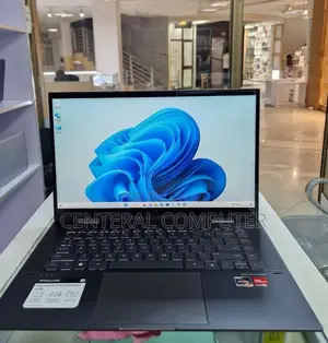 New Laptop HP Envy Pro 16GB AMD Ryzen 7 SSD 512GB