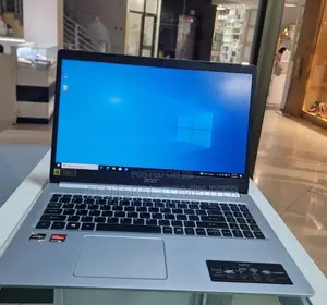 New Laptop Acer Aspire 5680 8GB Intel Core I7 SSD 512GB