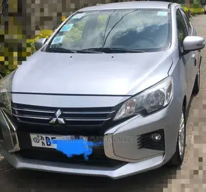 Mitsubishi Attrage 2021 Silver