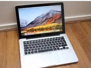 Laptop Apple MacBook 2012 8GB Intel Core I5 HDD 500GB