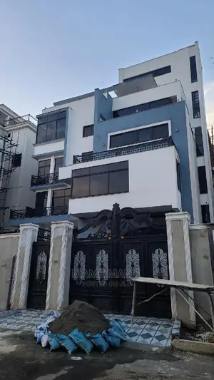 10bdrm House in Addis Abeba, Bole for sale