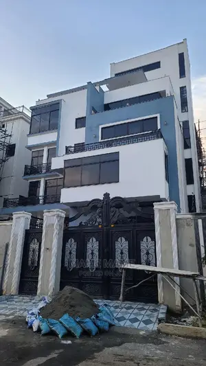 10bdrm House in Addis Abeba, Bole for sale