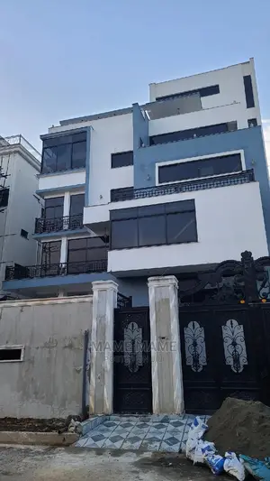 10bdrm House in Addis Abeba, Bole for sale