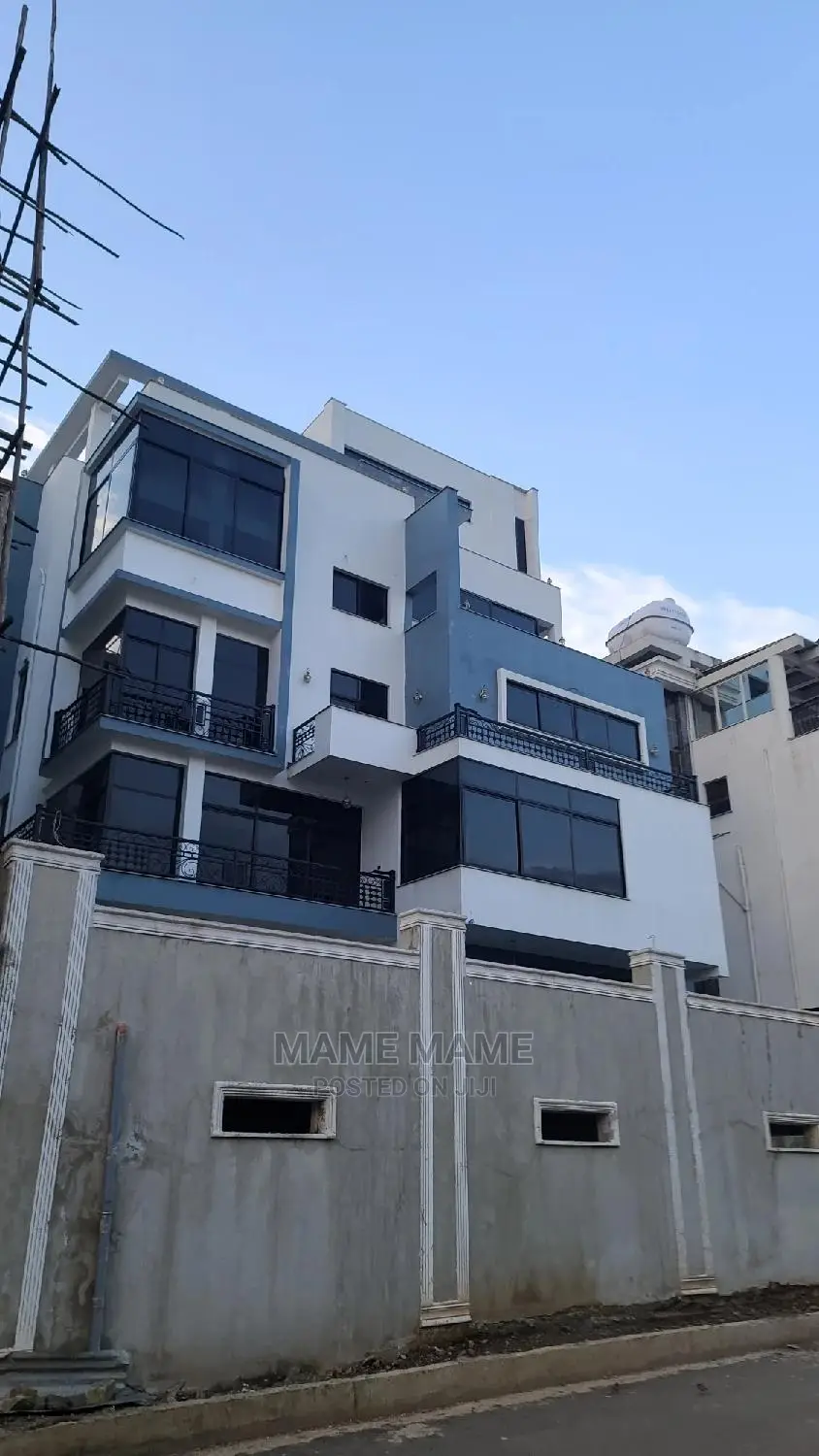 10bdrm House in Addis Abeba, Bole for sale