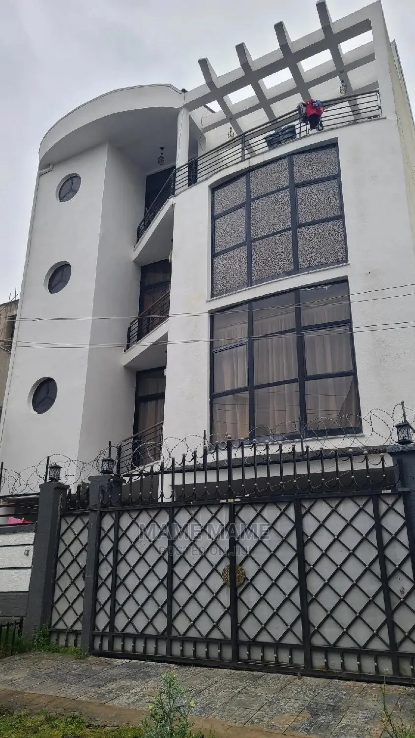 6bdrm House in Addis Abeba, Bole for sale