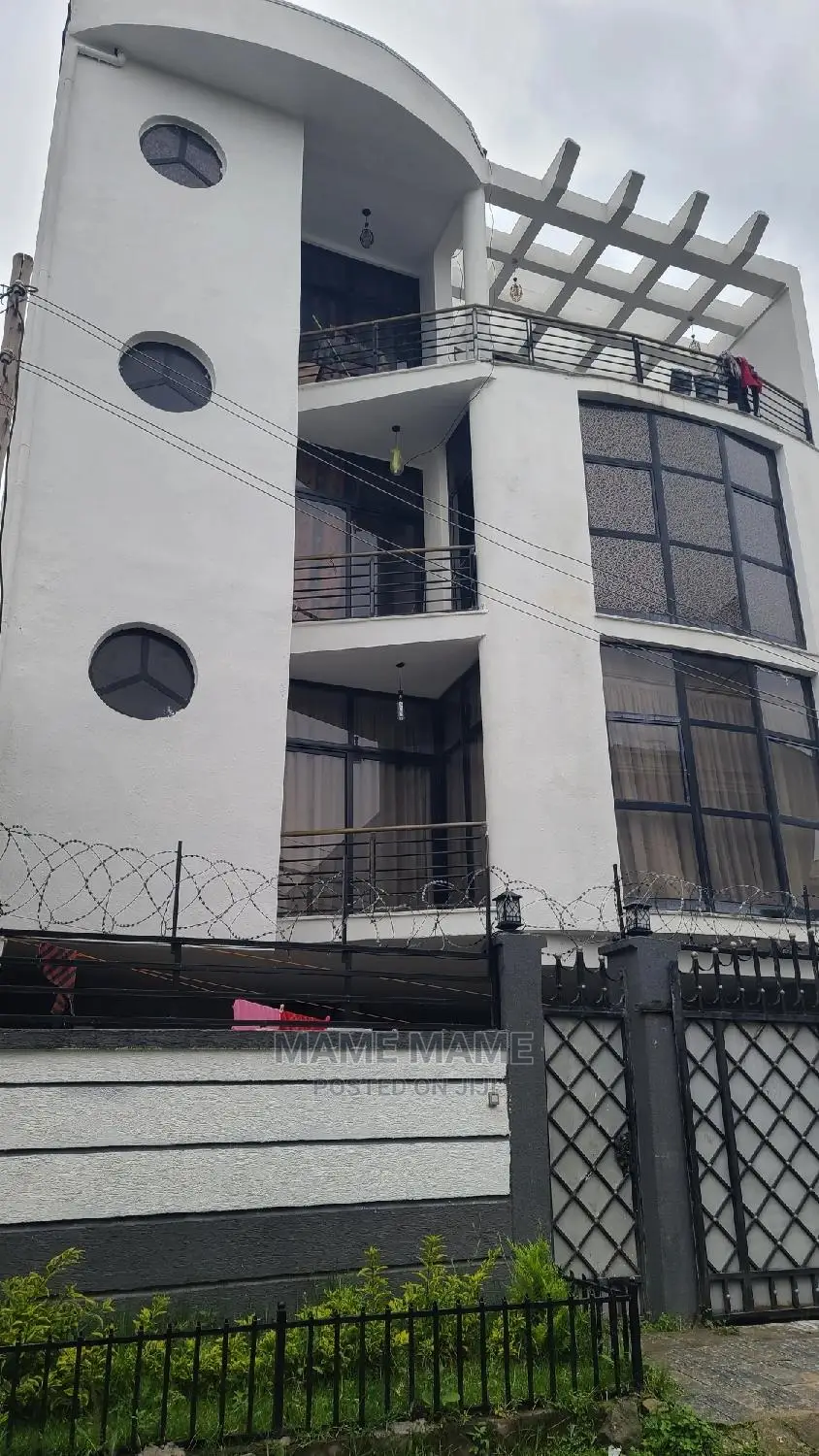 6bdrm House in Addis Abeba, Bole for sale