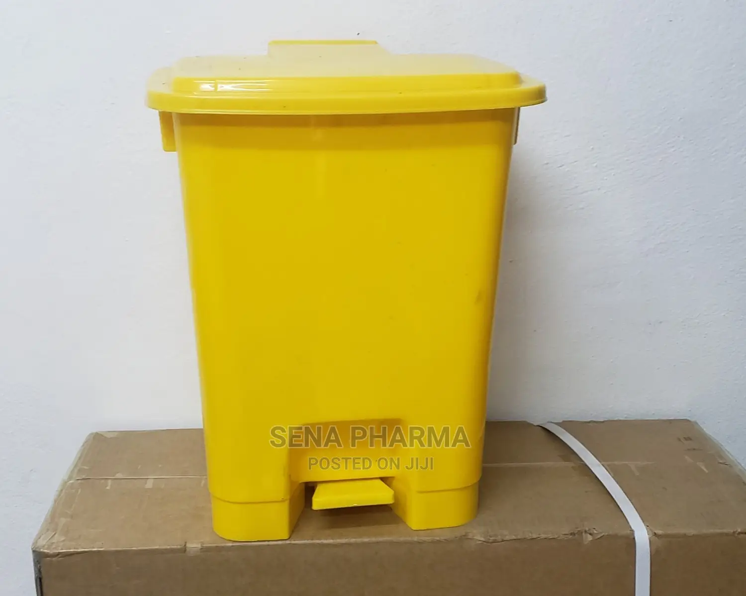 Garbage/Dust Bin