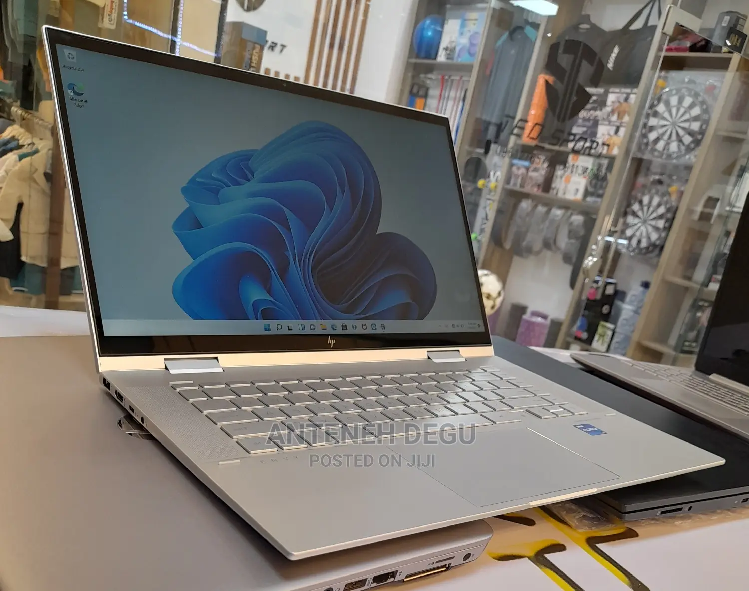 New Laptop HP Envy X360 16GB Intel Core I7 SSD 1T