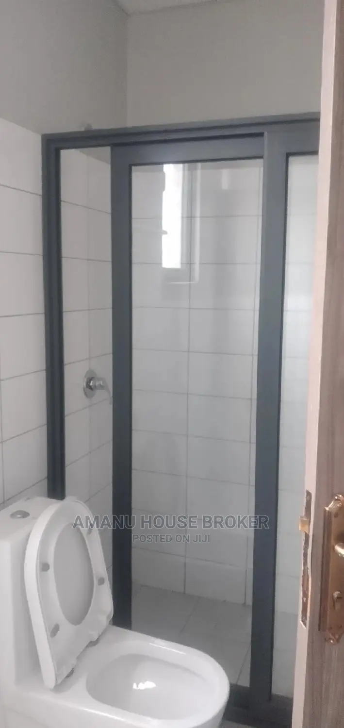 5bdrm Penthouse in Addis Abeba Bole for rent