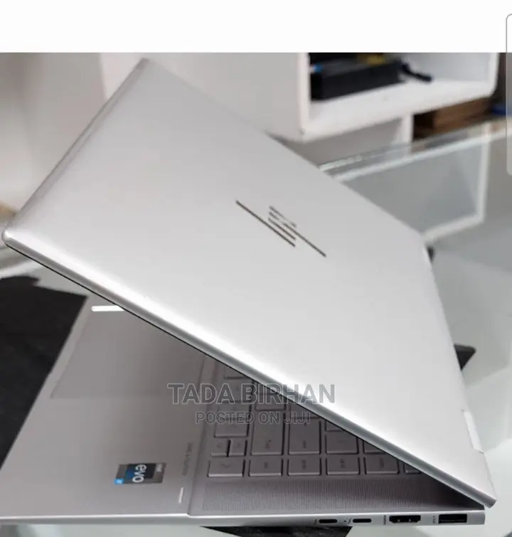 New Laptop HP Envy X360 16GB Intel Core I7 SSD 1T