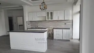 3bdrm Penthouse in Addis Abeba, Bole for rent
