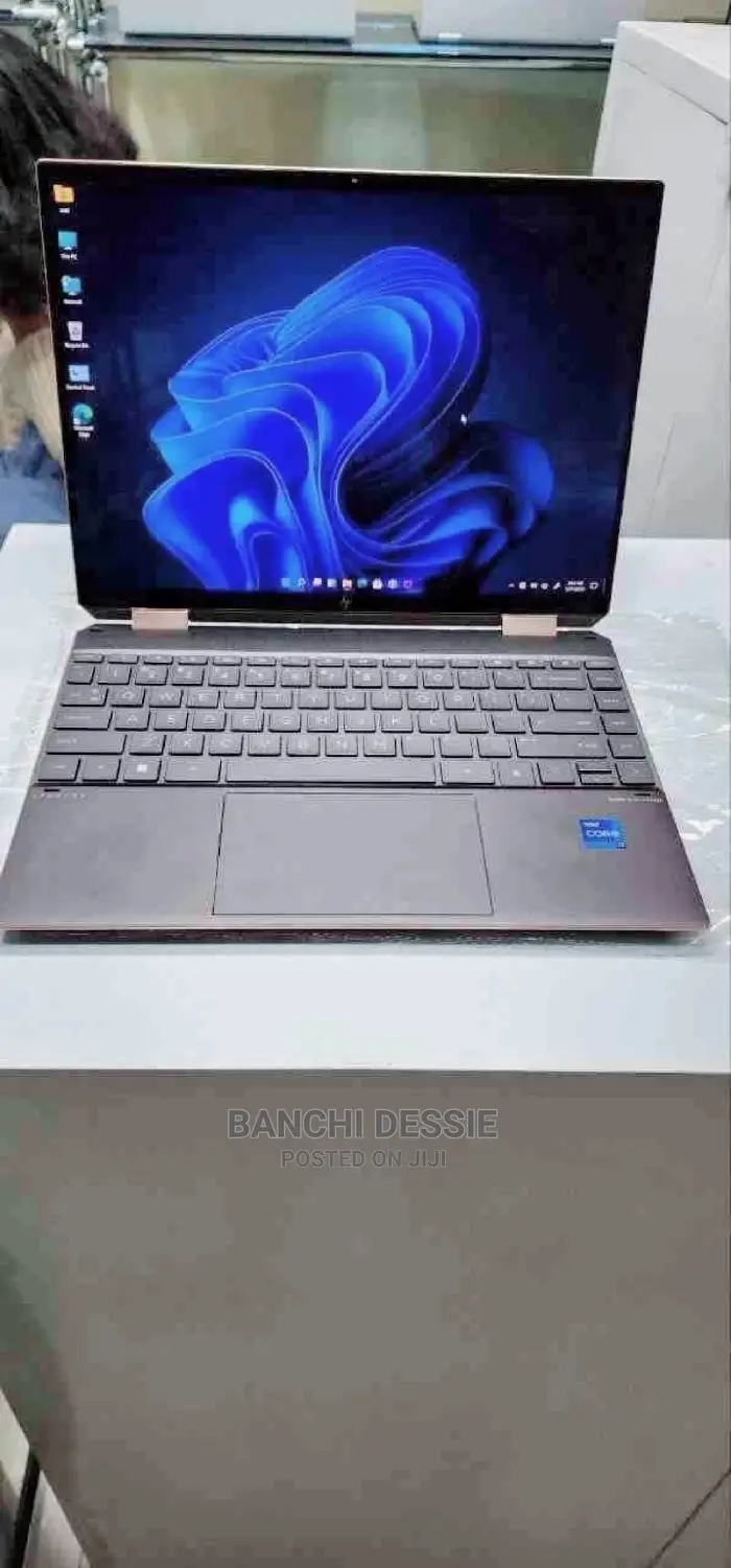 New Laptop HP Spectre 16GB Intel Core I7 SSD 512GB