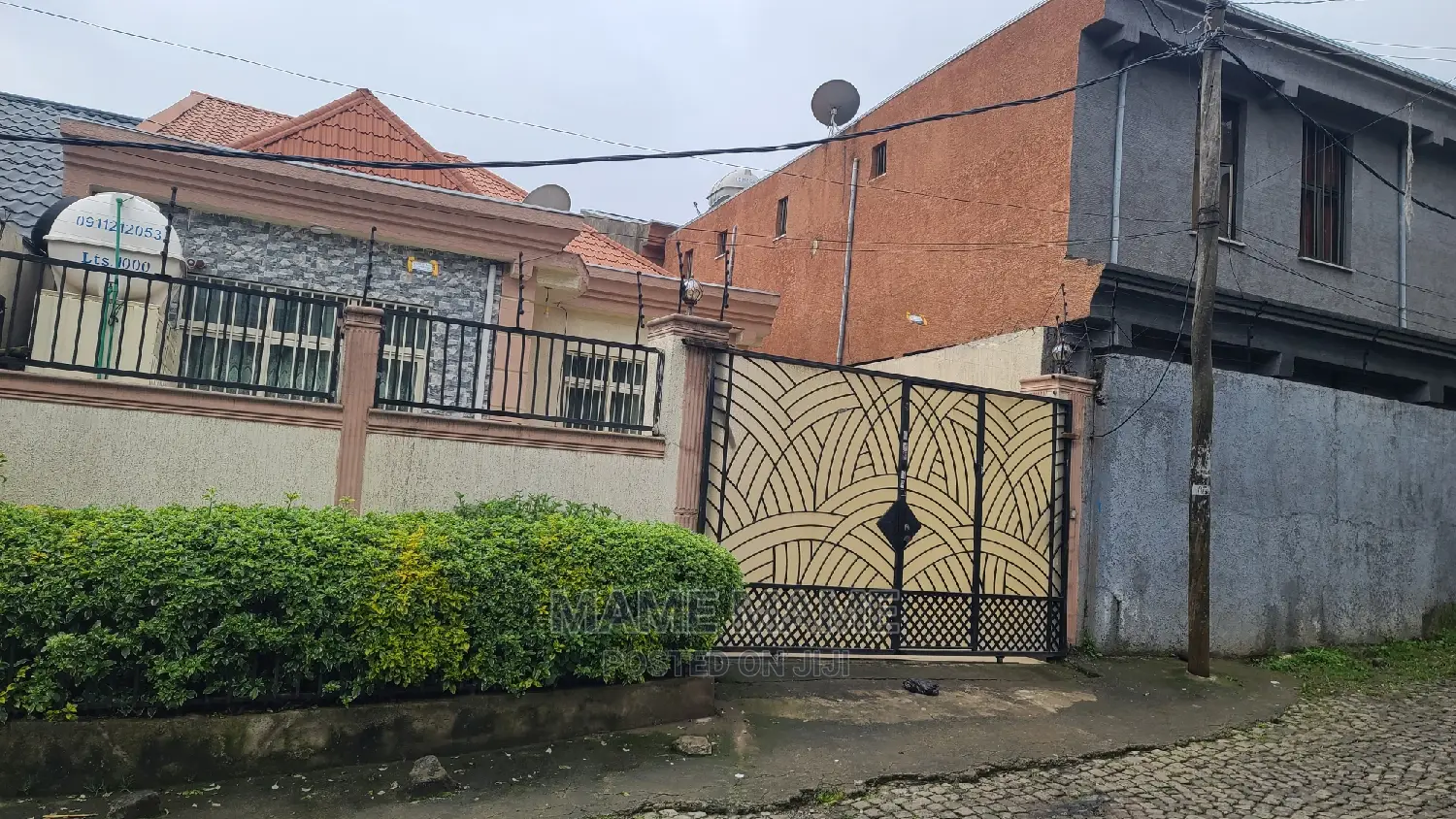 3bdrm Villa in Addis Abeba, Bole for sale