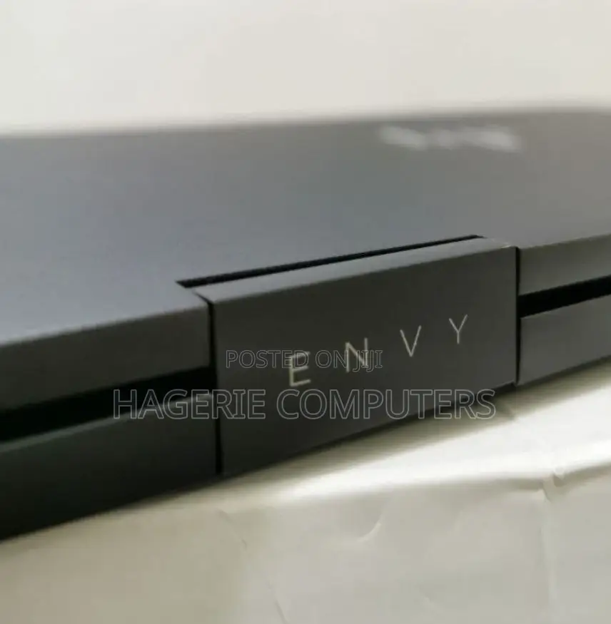 New Laptop HP Envy X360 16GB AMD Ryzen 7 SSD 512GB