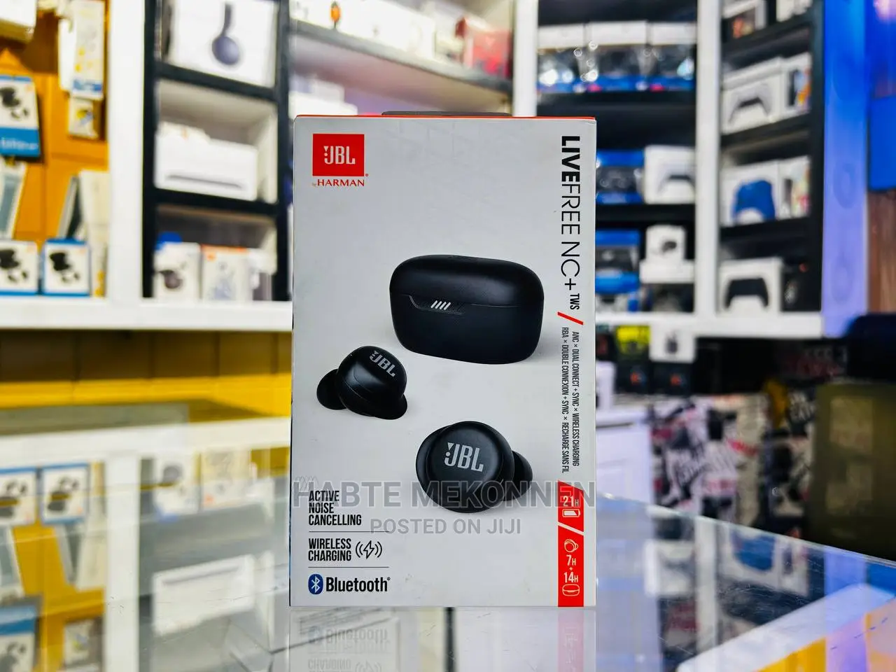 JBL Live Free NC+ - True Wireless in-Ear
