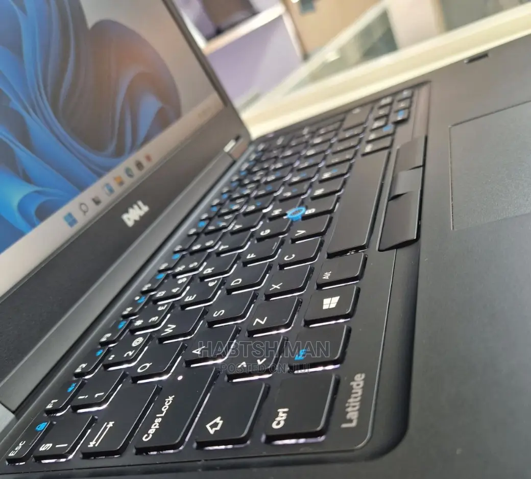 New Laptop Dell Latitude 5420 8GB Intel Core I5 SSD 256GB