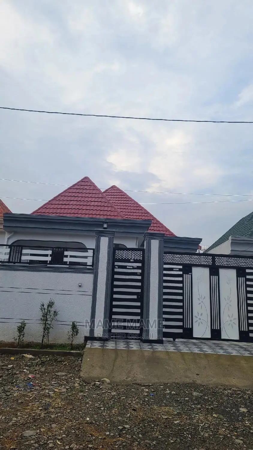 3bdrm Villa in Addis Abeba, Bole for sale