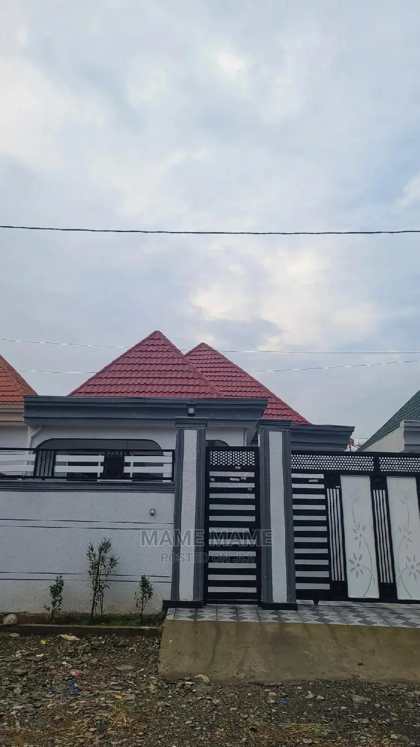 3bdrm Villa in Addis Abeba, Bole for sale
