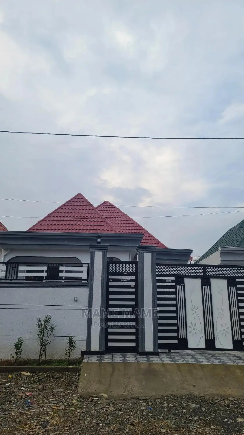 3bdrm Villa in Addis Abeba, Bole for sale