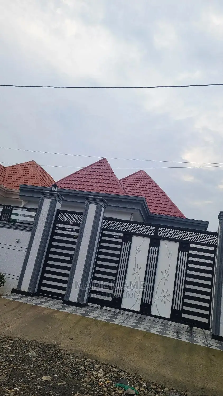 3bdrm Villa in Addis Abeba, Bole for sale