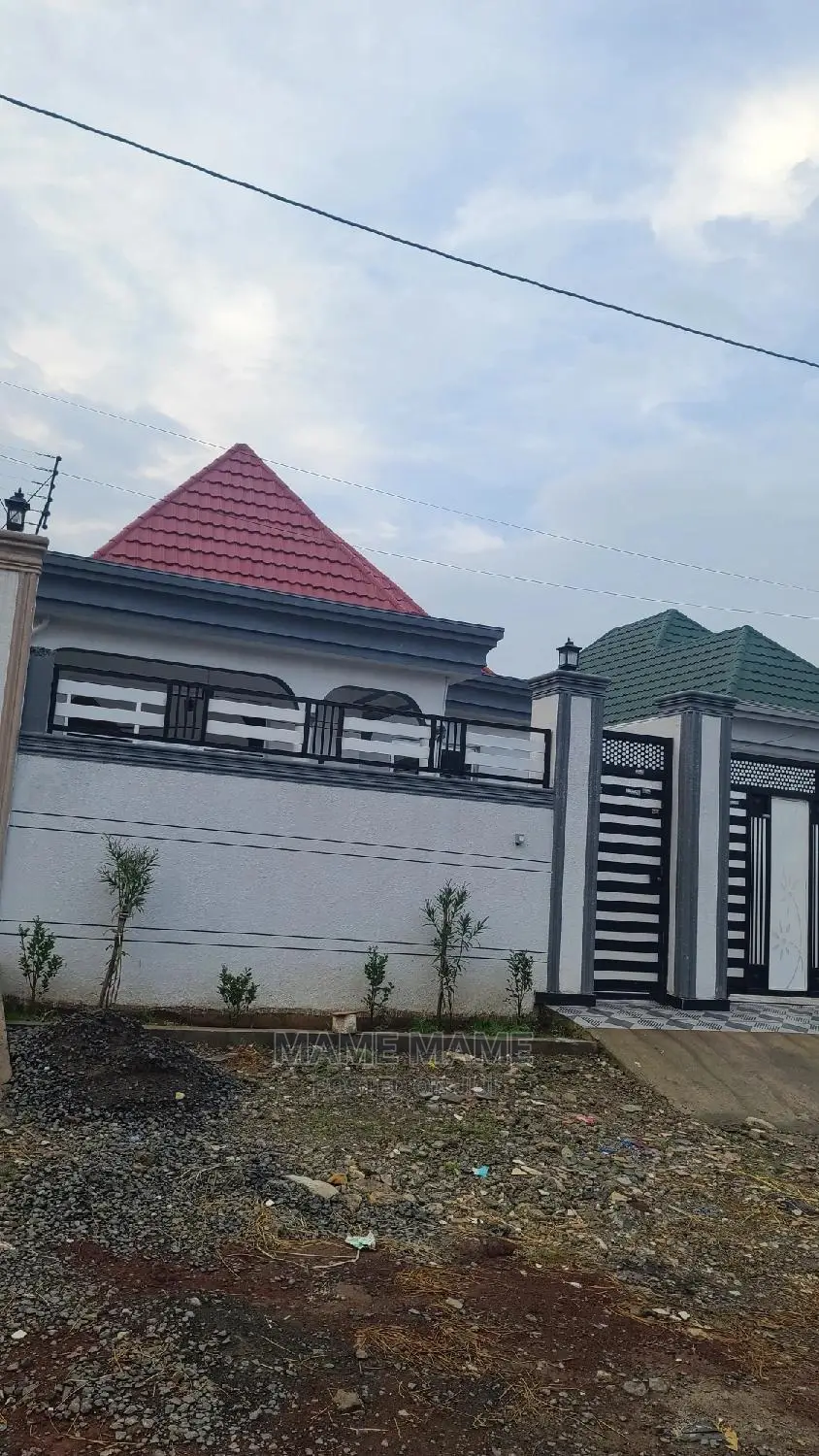 3bdrm Villa in Addis Abeba, Bole for sale
