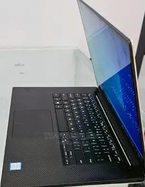 New Laptop Dell XPS 15 32GB Intel Core I7 SSD 1T