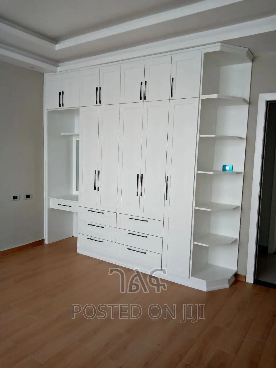 2bdrm Apartment in ኖህ, Bole for sale