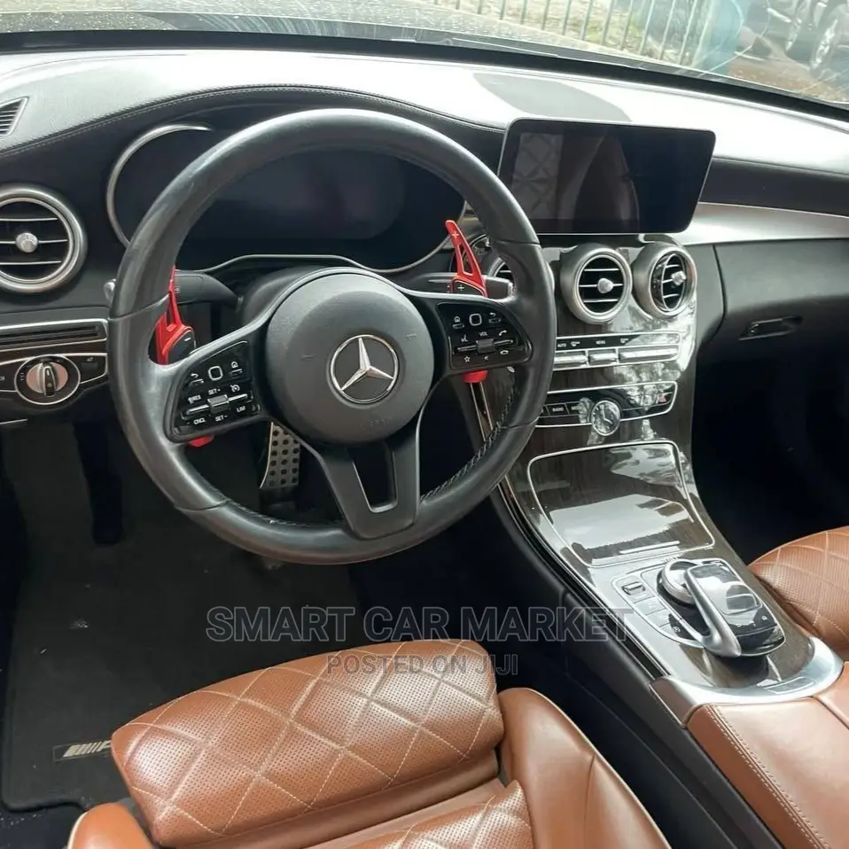 Mercedes-Benz C200 2019 Black