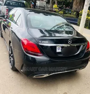 Mercedes-Benz C200 2019 Black