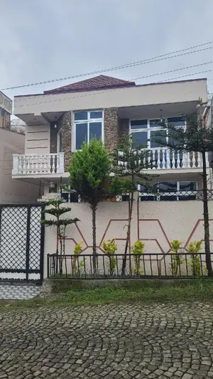4bdrm House in Addis Abeba, Bole for sale