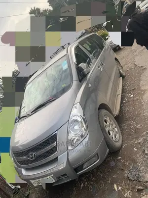 Hyundai Starex 2015 Silver