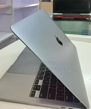 New Laptop Apple MacBook Pro 2020 16GB Intel Core I5 SSD 1T
