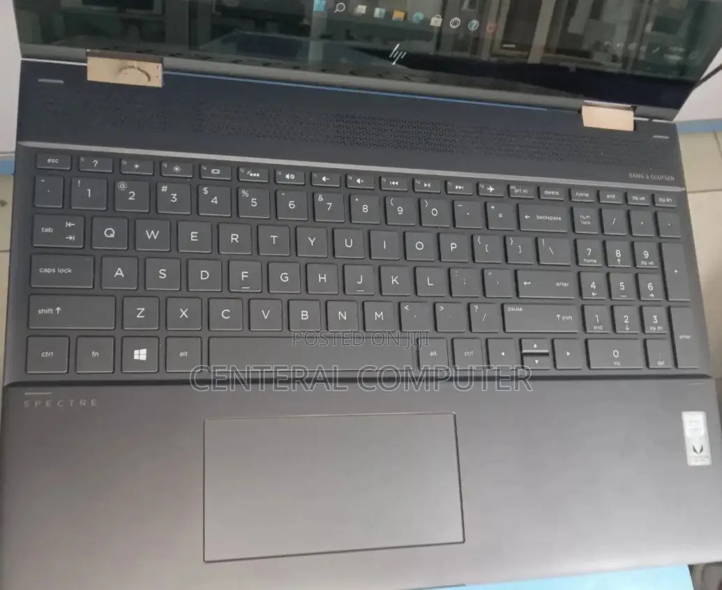 New Laptop HP Spectre 16GB Intel Core I7 SSD 512GB