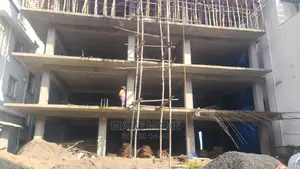 8bdrm House in Cmc, Yeka for sale