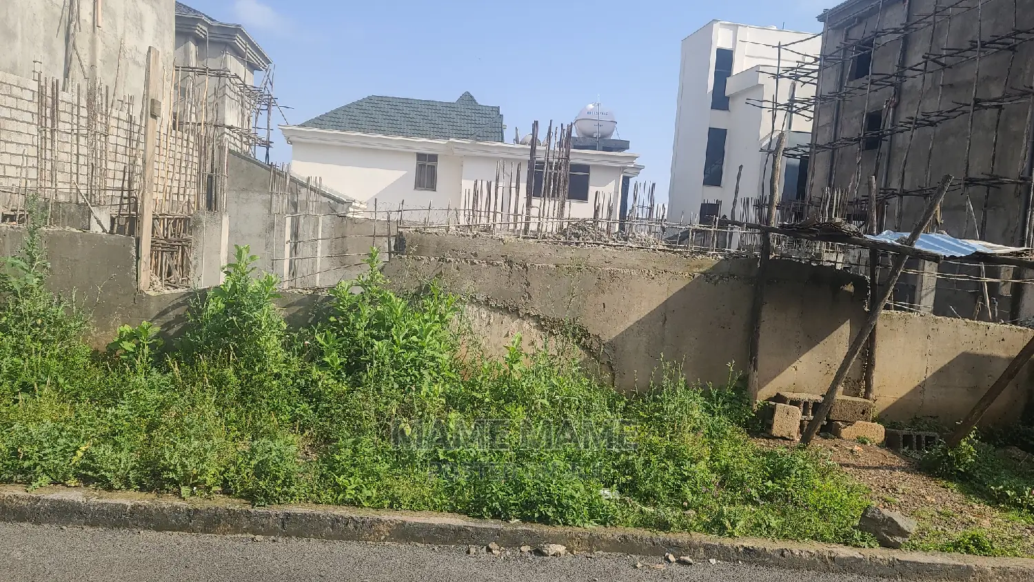 10bdrm Mansion in Cmc, Yeka for sale
