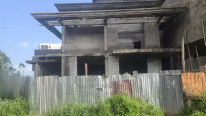 8bdrm House in Cmc., Yeka for sale
