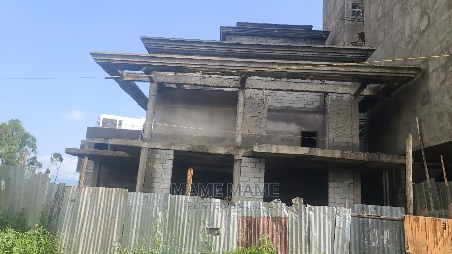 8bdrm House in Cmc., Yeka for sale